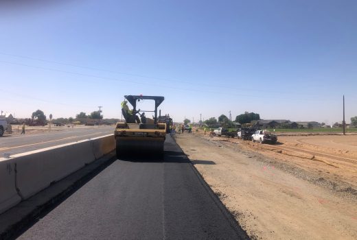 A construction crew is working on US 95 in California.